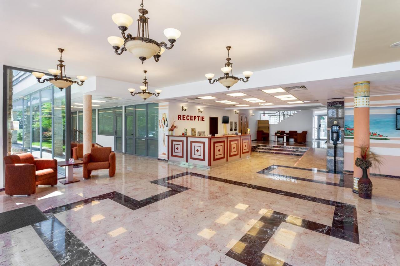 Hotel Cleopatra Saturn Exterior foto